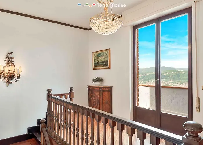 La Perla Sul Golfo, Terre Marine