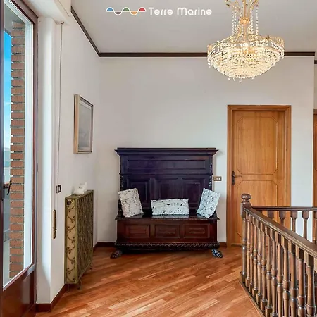 La Perla Sul Golfo, Terre Marine 라스페치아