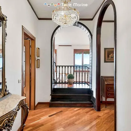 La Perla Sul Golfo, Terre Marine