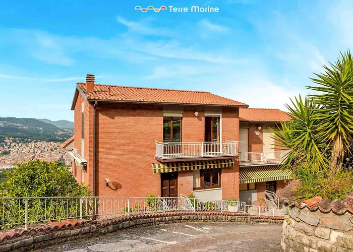 La Perla Sul Golfo, Terre Marine *